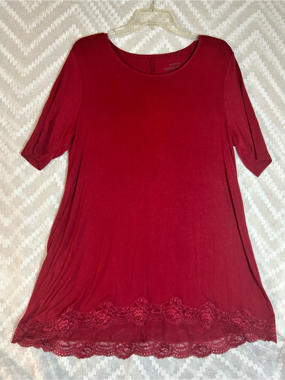Torrid Women's Red Lace-Hem Short Sleeve Top